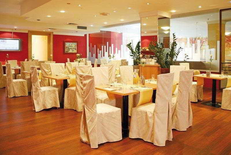 Dion Hotel Villach Restoran gambar